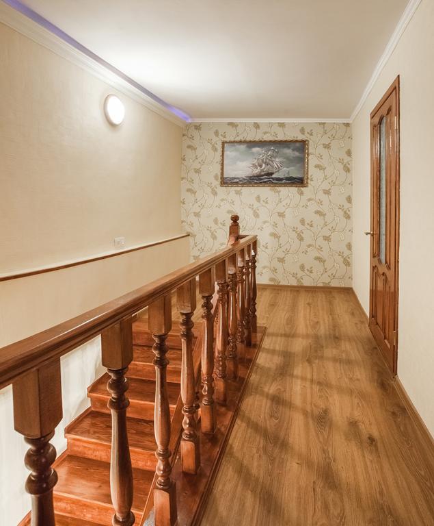 Apartment On Zhukovskogo Odessa Esterno foto